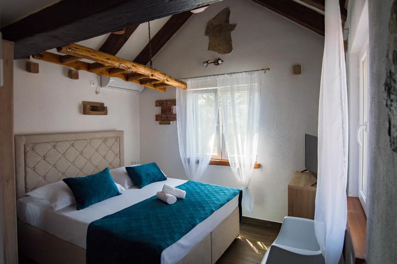 Holiday Home Moliva Sitno Donje Eksteriør billede