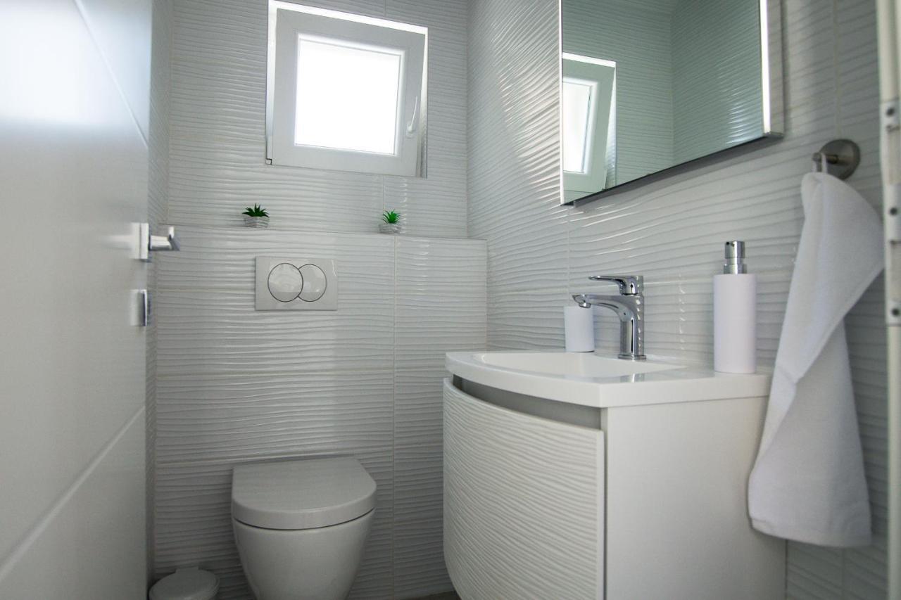 Holiday Home Moliva Sitno Donje Eksteriør billede