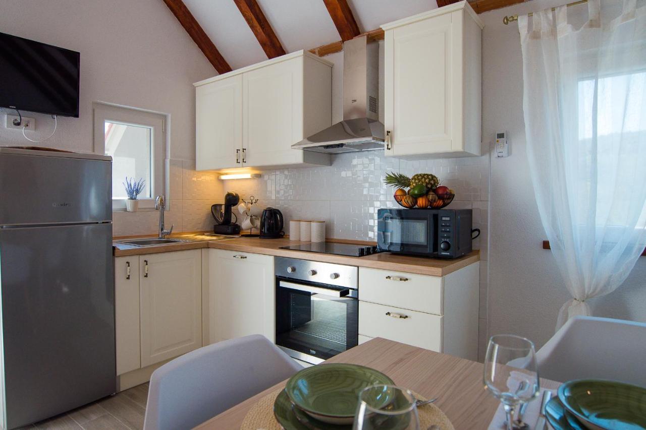 Holiday Home Moliva Sitno Donje Eksteriør billede