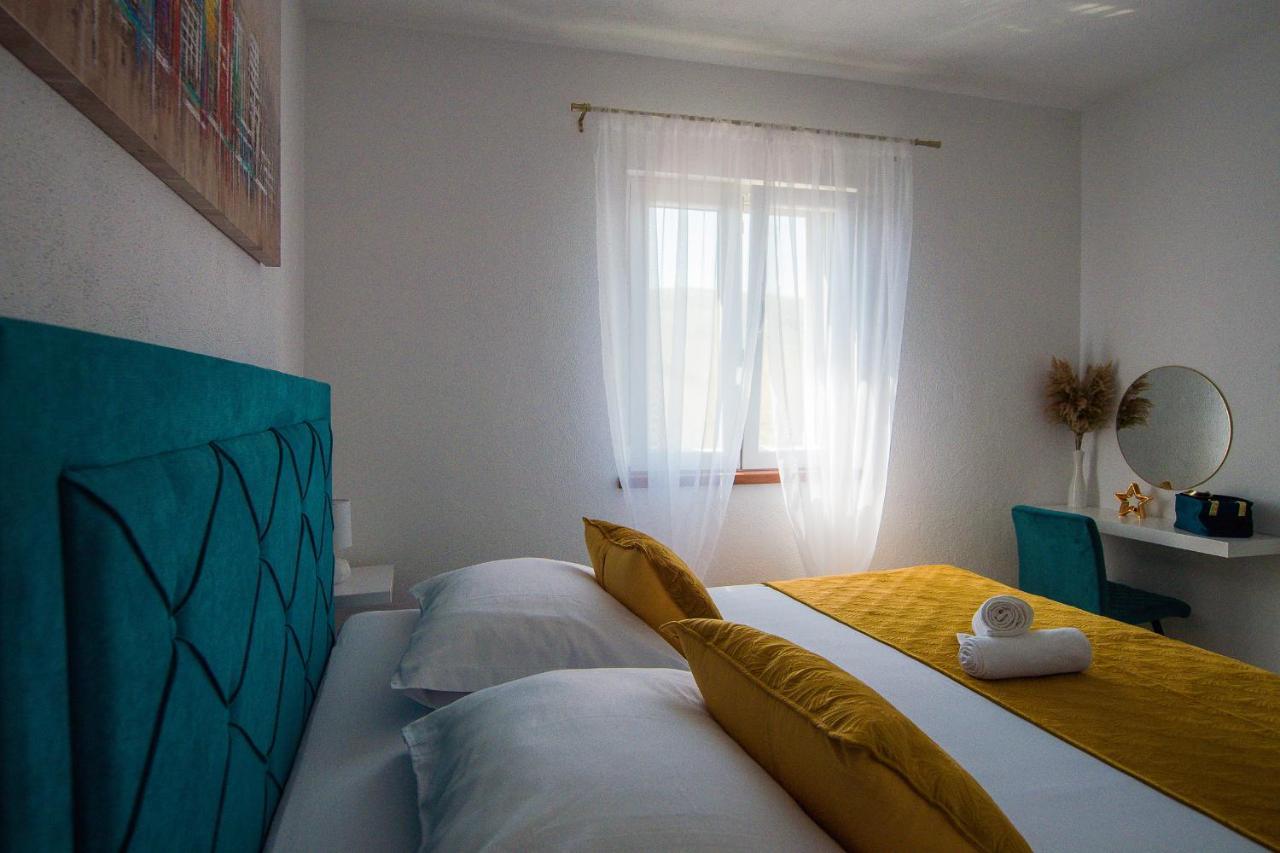 Holiday Home Moliva Sitno Donje Eksteriør billede
