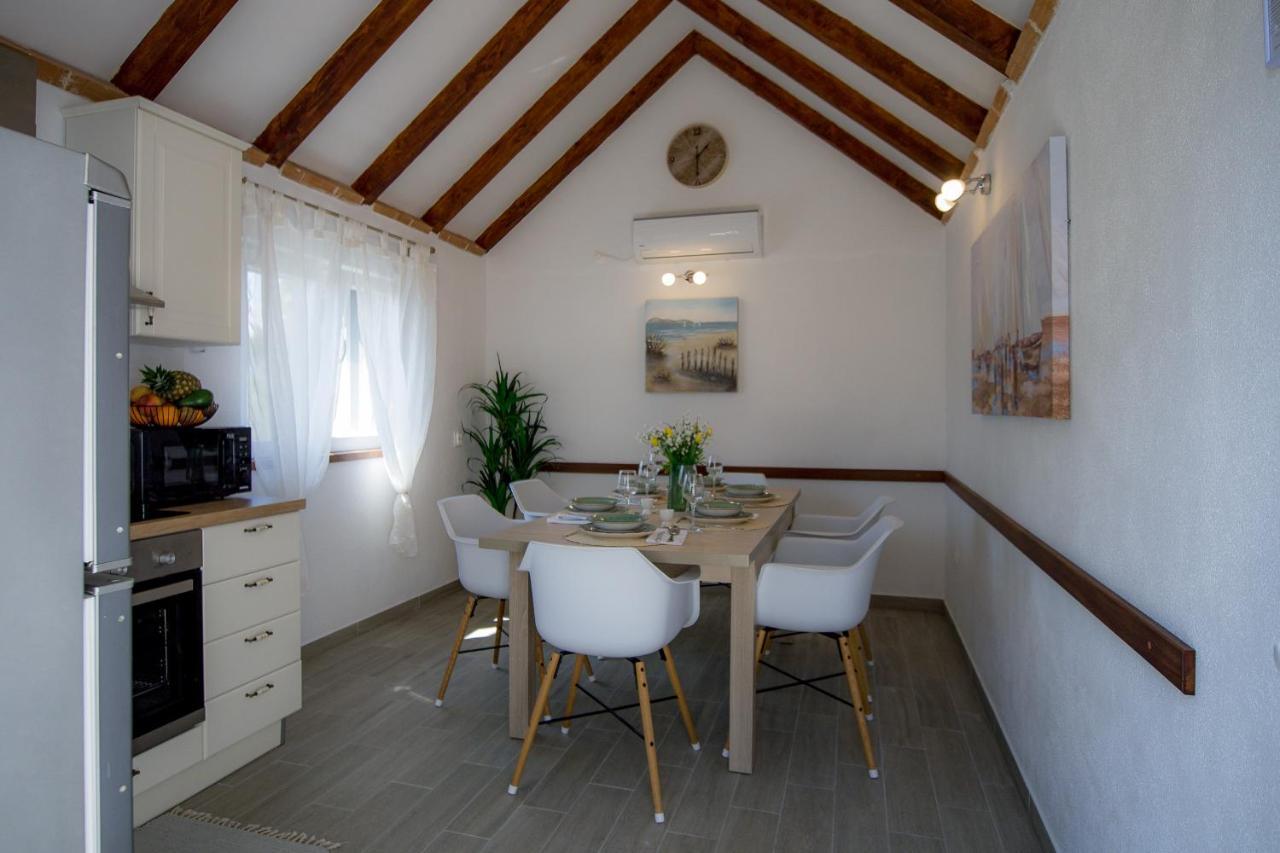 Holiday Home Moliva Sitno Donje Eksteriør billede